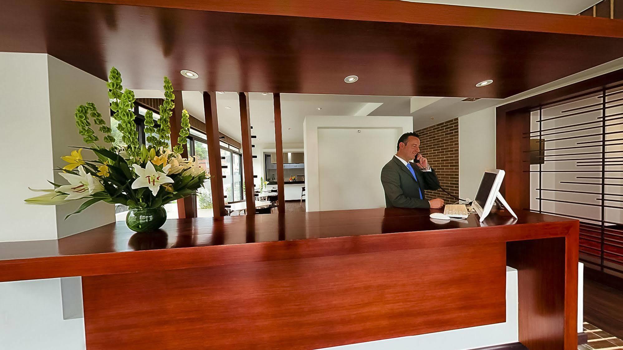 Az Hotel Богота Экстерьер фото